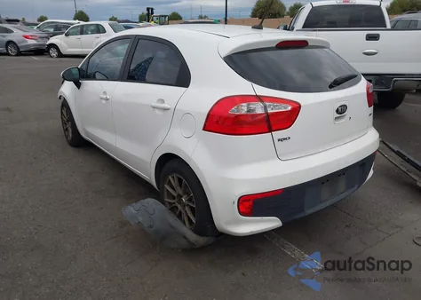 2016 Kia Rio Lx z USA, uszkodzony, nr VIN KNADM5A38G6648525